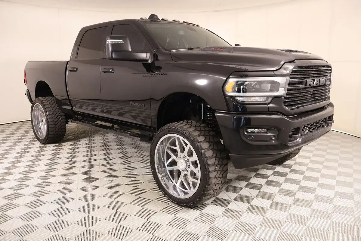 2023 RAM 2500 Laramie 4X4 Crew Cab SWB's photo