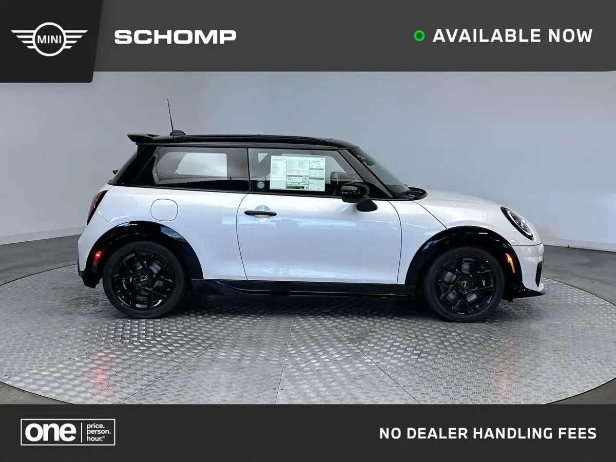2026 MINI Hardtop Cooper S's photo