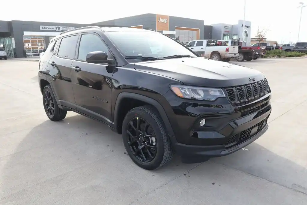 2026 Jeep Compass Altitude 4X4's photo
