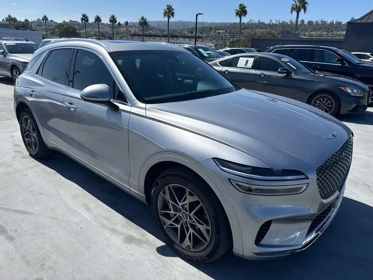 2024 Genesis GV70 2.5T Standard AWD's photo