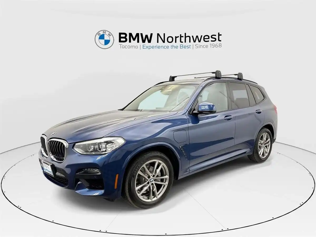 2021 BMW X3 xDrive30e's photo
