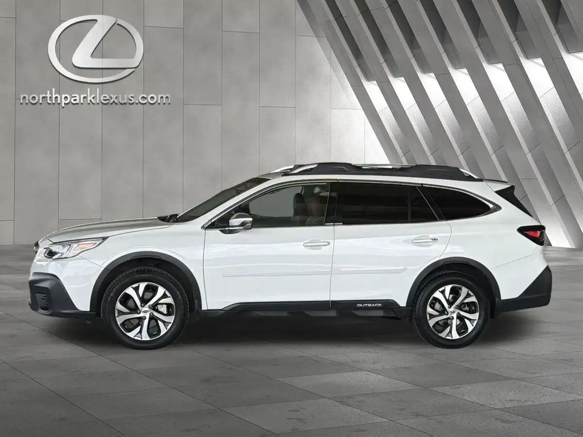 2021 Subaru Outback Touring's photo