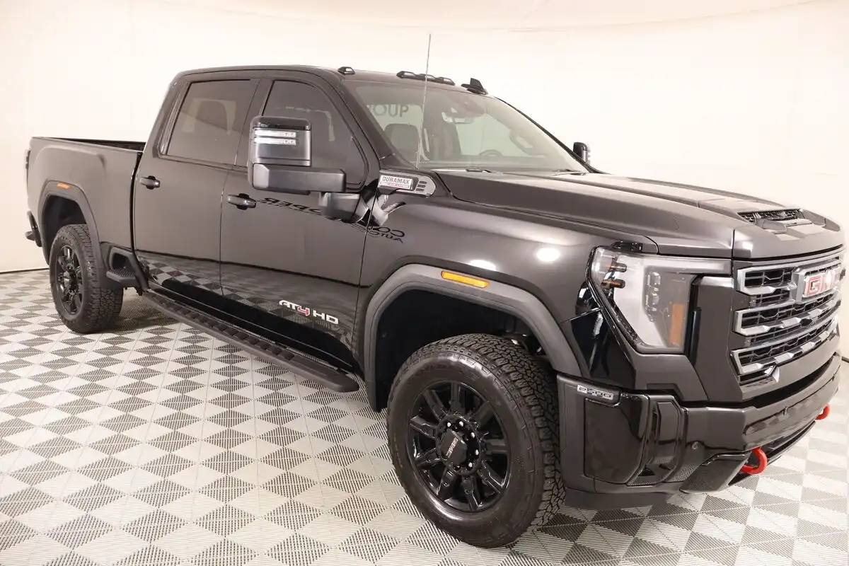 2026 GMC Sierra 4WD Crew Cab Standard Box AT4's photo