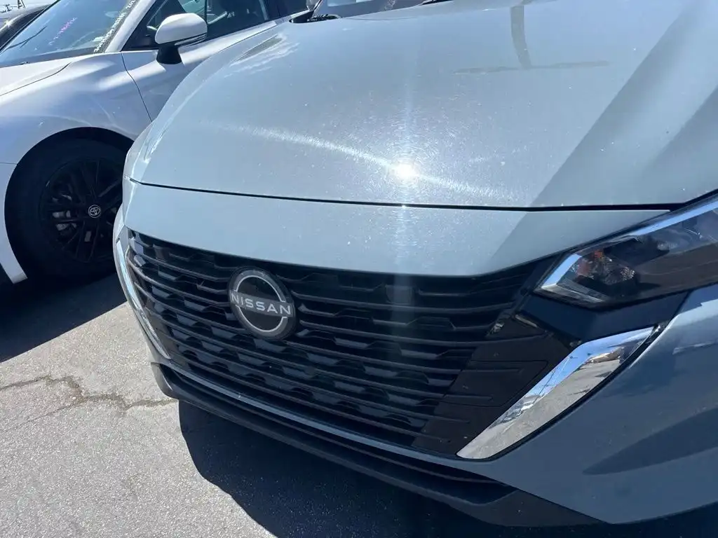 2024 Nissan Sentra SV CVT's photo
