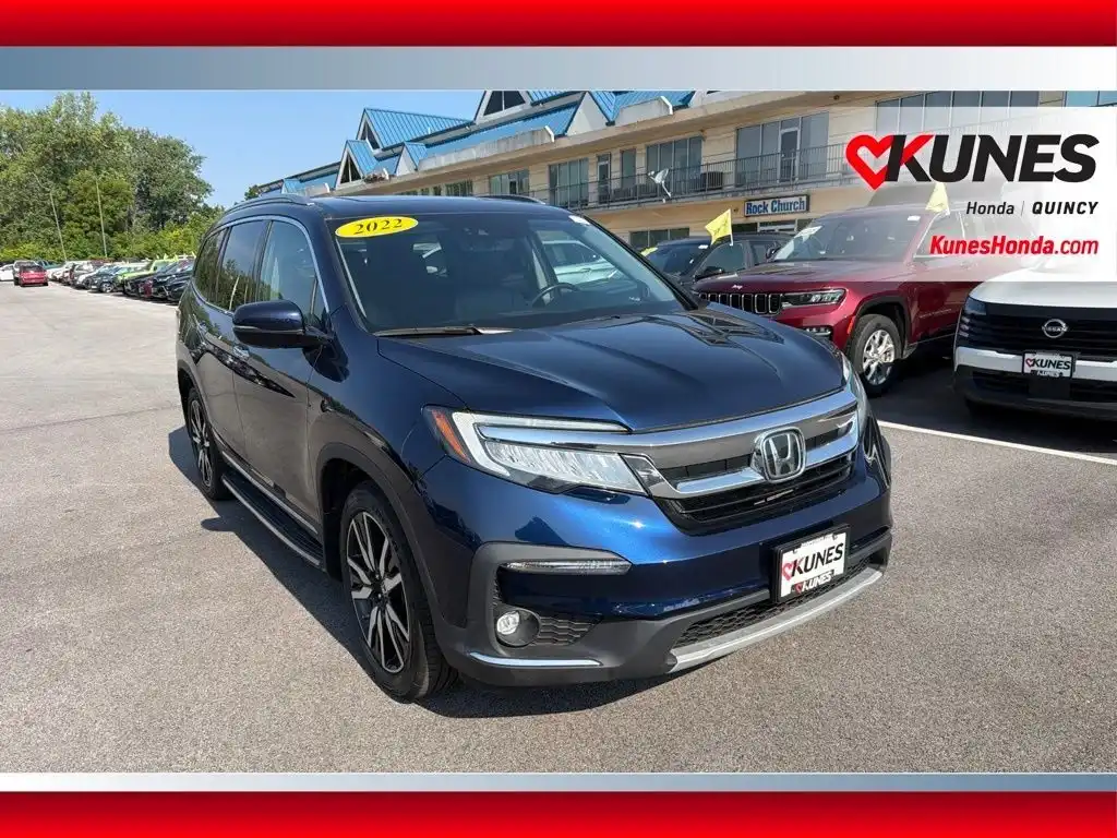 2022 Honda Pilot Touring AWD's photo