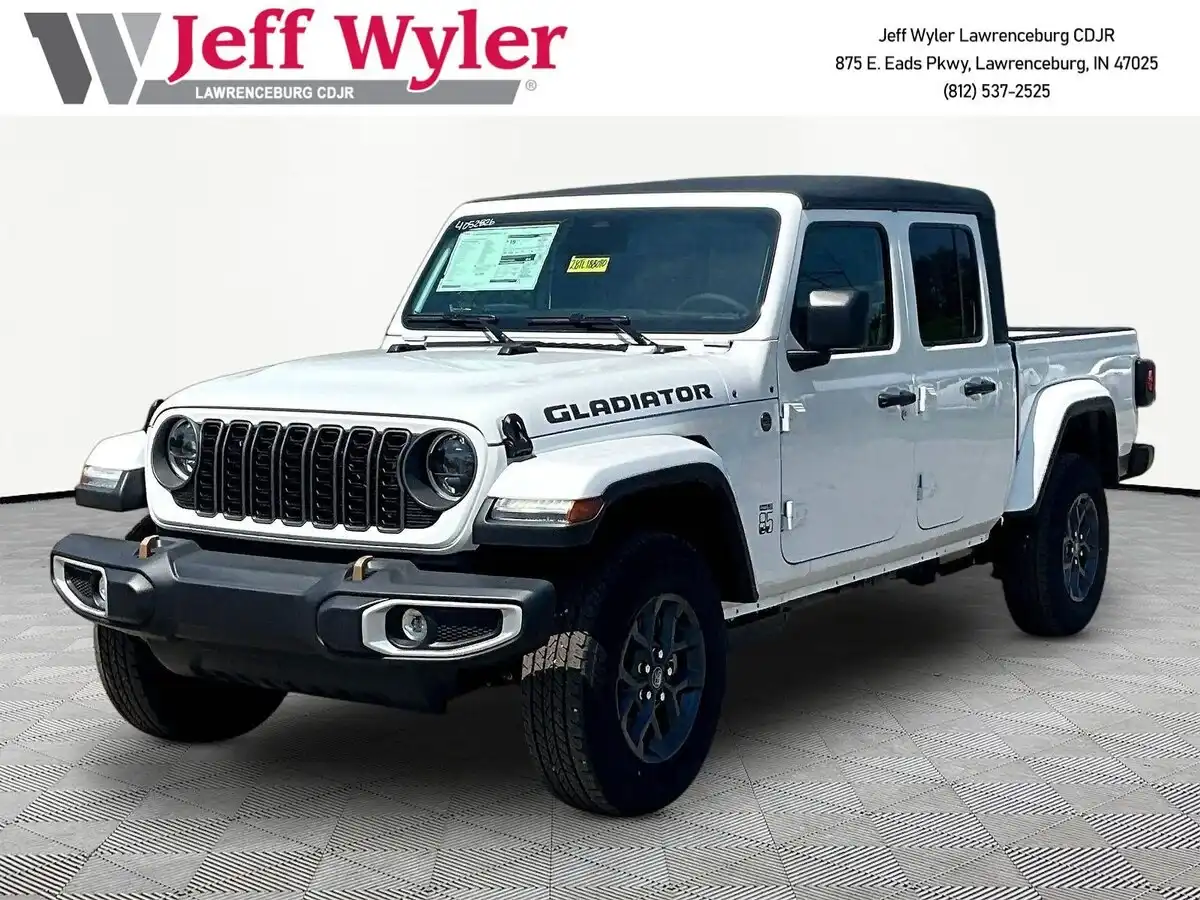 2026 Jeep Gladiator 85th Anniversary Edition Auto's photo