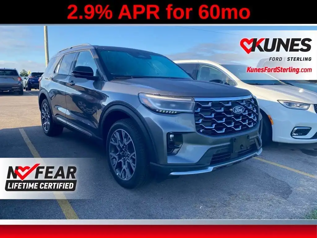 2027 Ford Explorer Platinum 4WD's photo