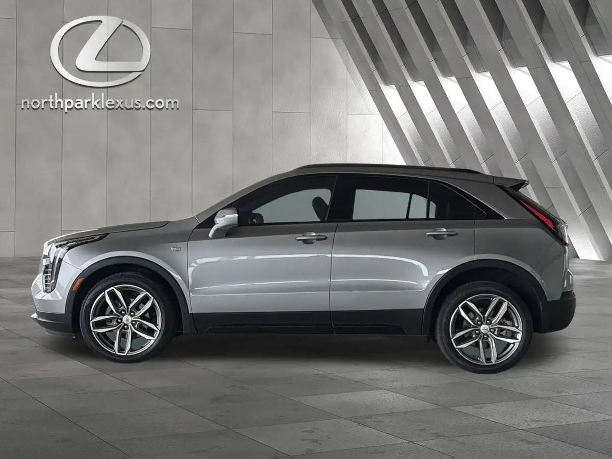2023 Cadillac XT4 Sport's photo