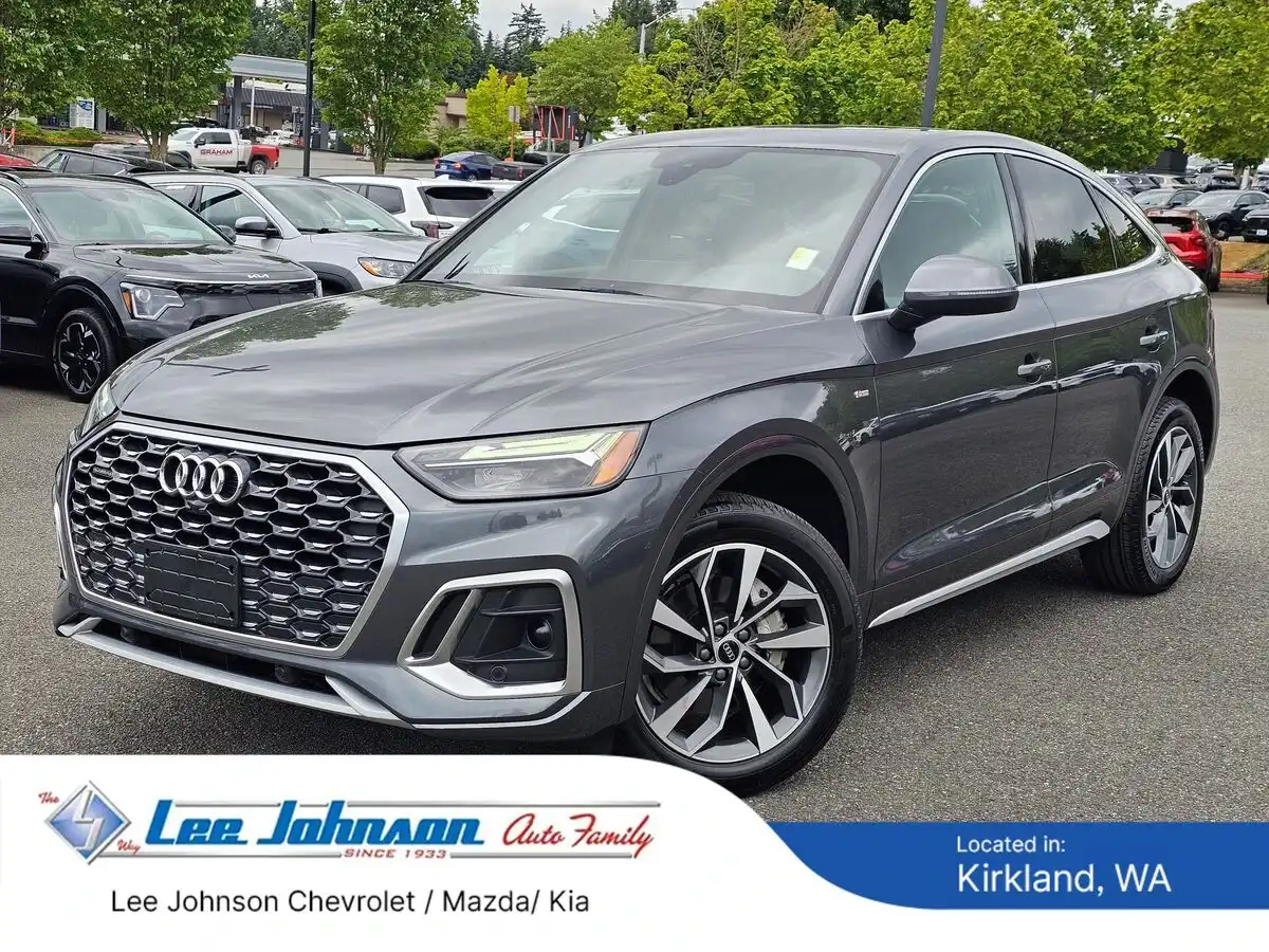 2023 Audi Q5 Sportback 45 Premium's photo