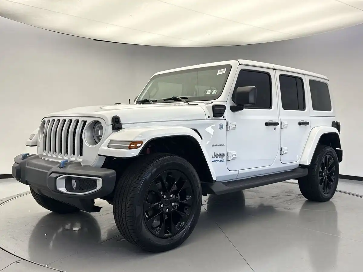 2021 Jeep Wrangler Sahara 4xe's photo