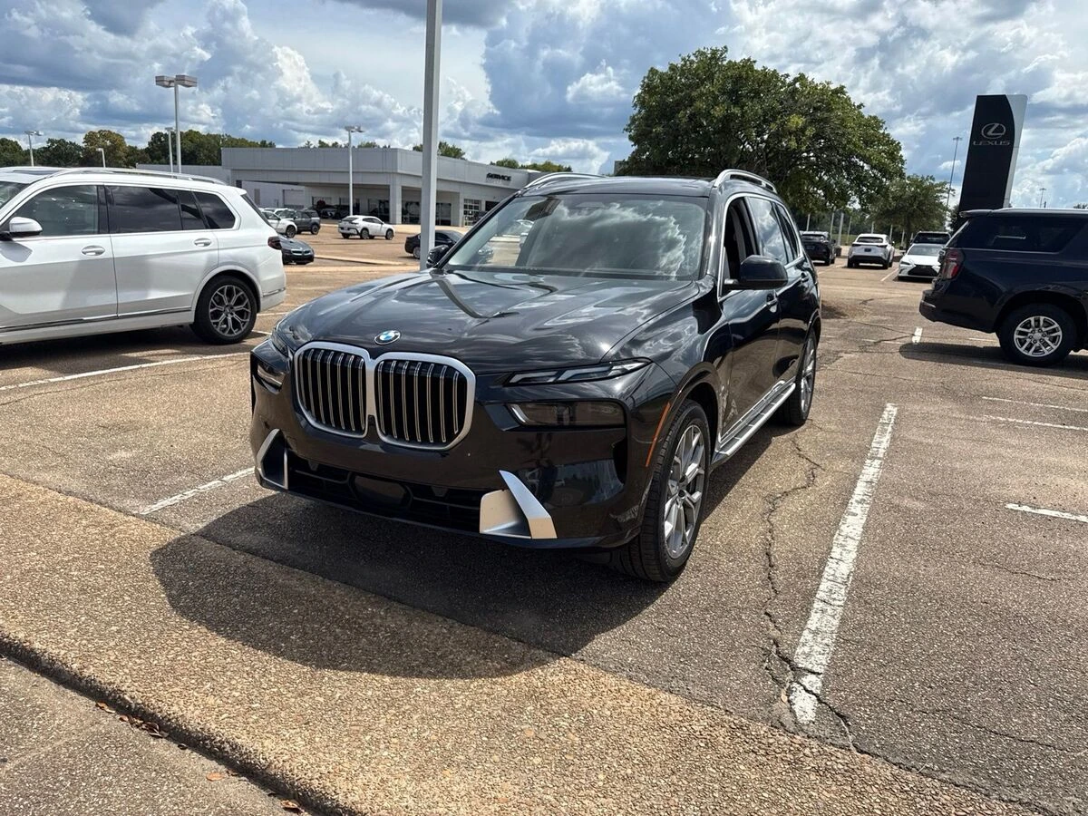 2024 BMW X7 xDrive40i's photo