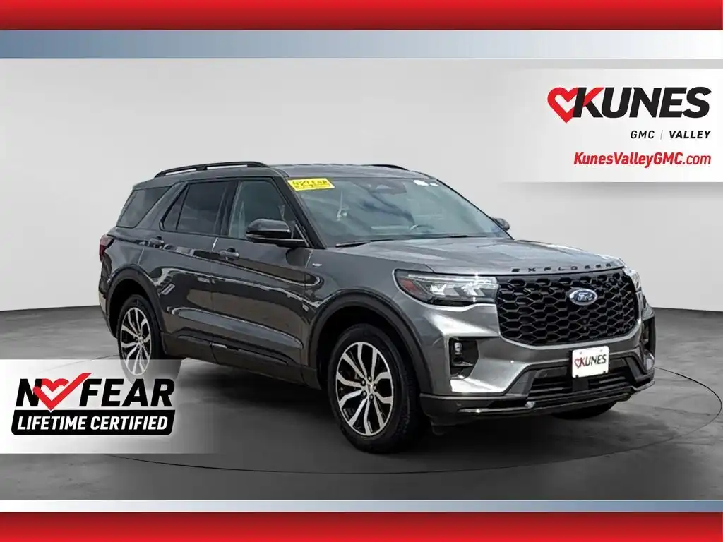 2025 Ford Explorer ST-LINE 4WD (PL535)'s photo