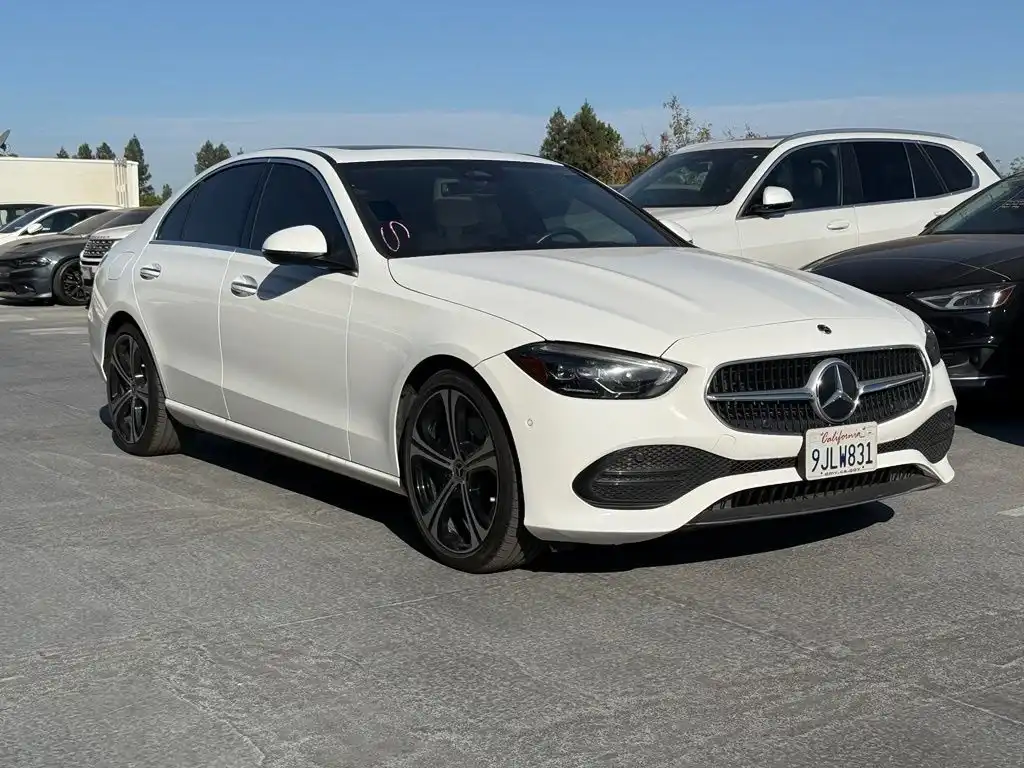 2024 Mercedes-Benz C-Class C300's photo
