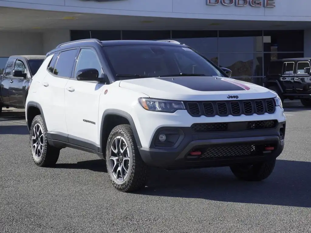 2026 Jeep Compass Trailhawk 4WD's photo