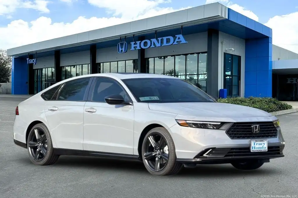 2026 Honda Accord Hybrid Sport-L's photo