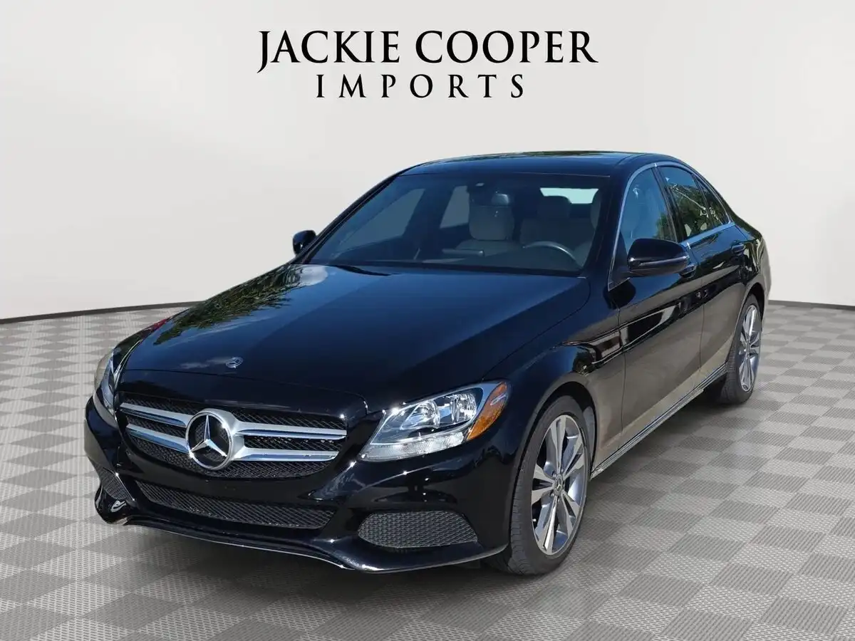 2018 Mercedes-Benz C-Class C300's photo