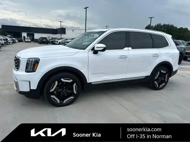 2025 Kia Telluride S FWD's photo