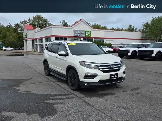 2017 Honda Pilot Elite 4WD's photo