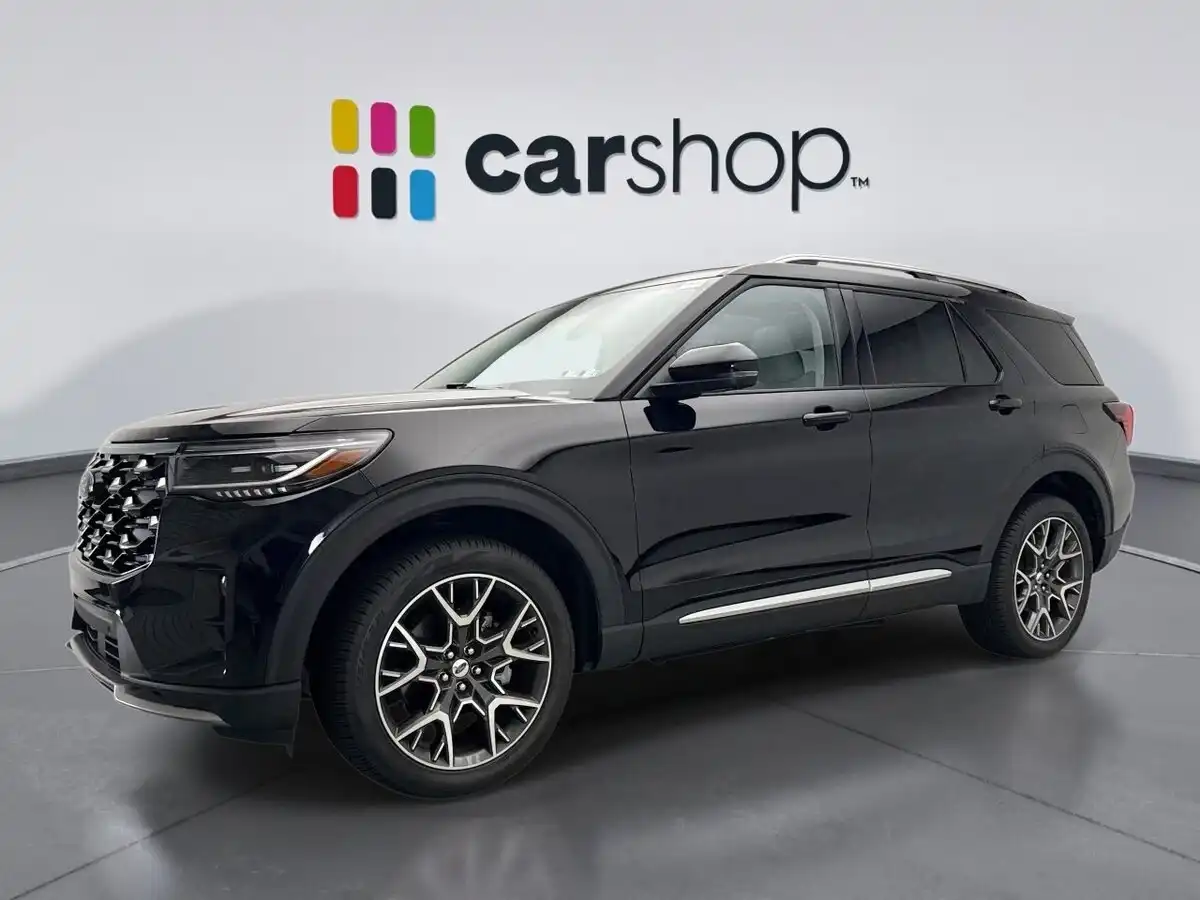 2025 Ford Explorer Platinum 4WD (PL535)'s photo