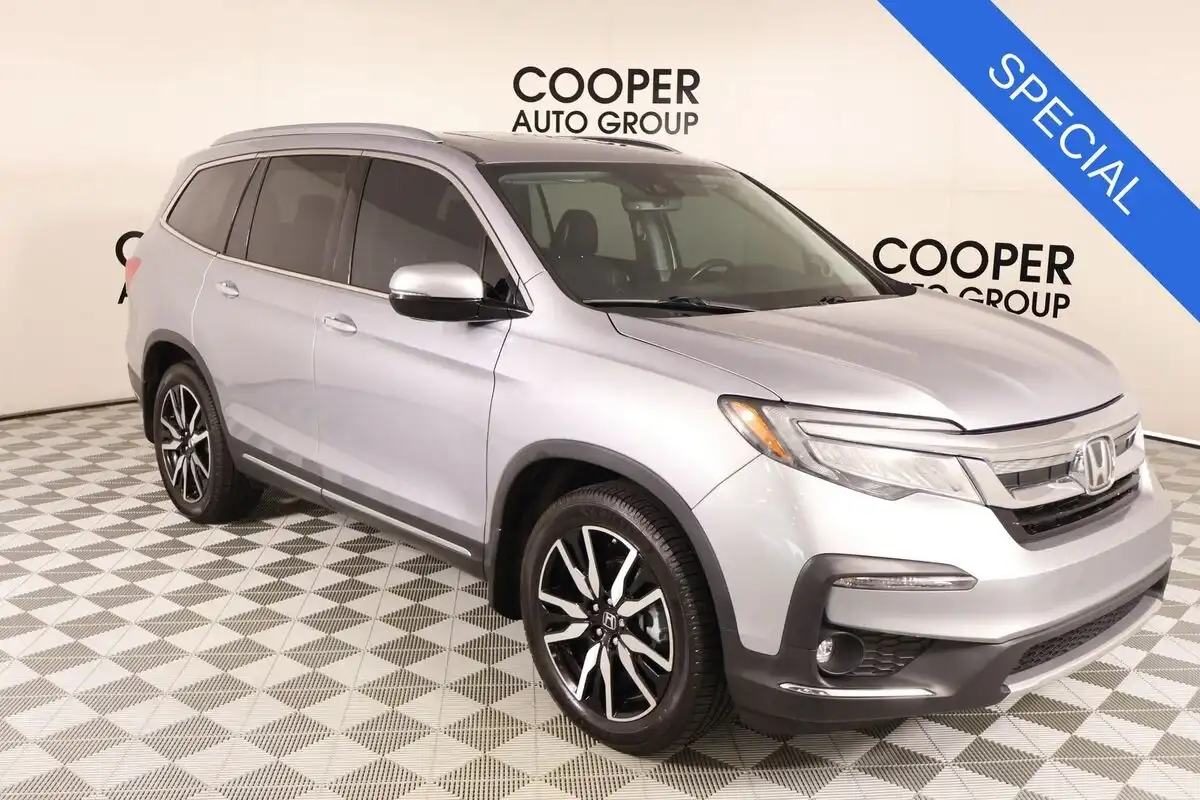 2019 Honda Pilot 4WD Elite's photo
