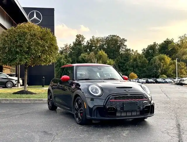 2024 MINI Hardtop John Cooper Works's photo