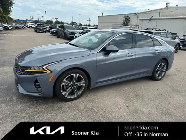 2023 Kia Optima EX FWD's photo