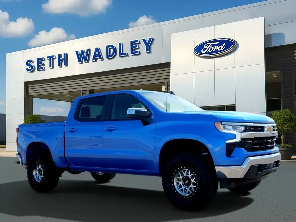 2025 Chevrolet Silverado 1500 LT 4X4 Crew Cab Short Box's photo