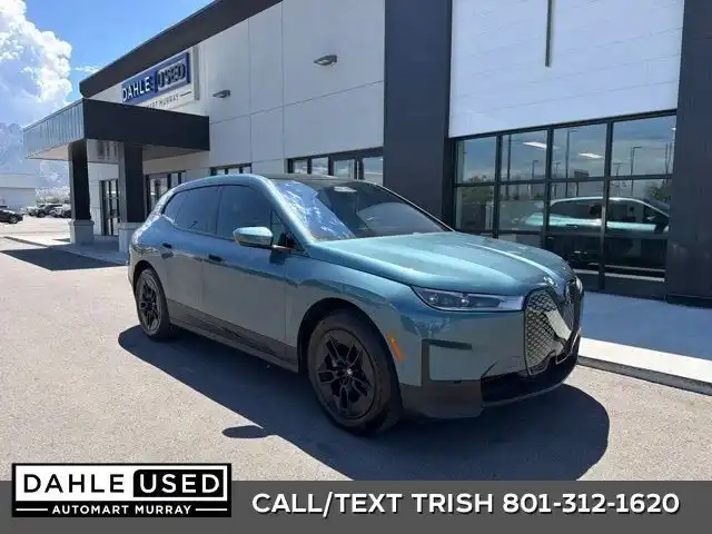 2023 BMW iX xDrive50's photo