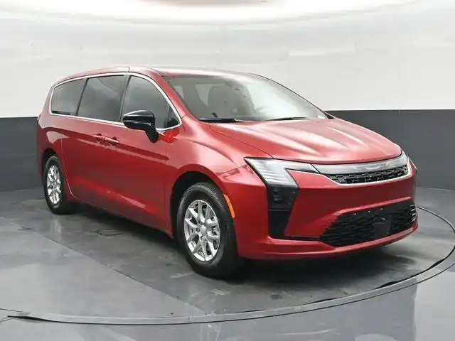 2027 Chrysler Pacifica Select's photo