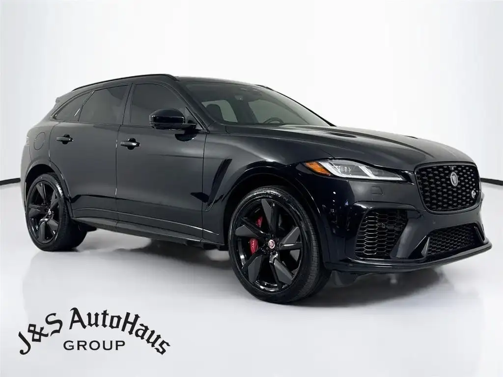 2022 Jaguar F-PACE SVR AWD's photo