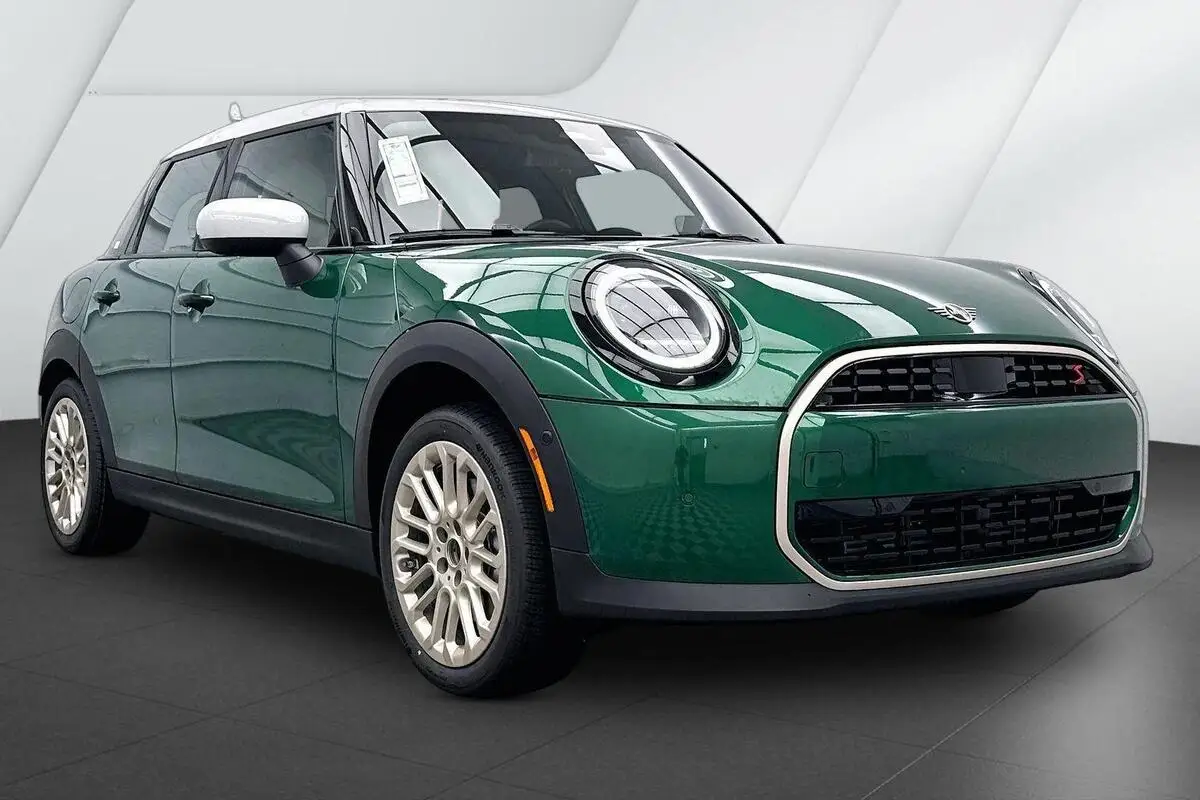 2026 MINI Hardtop Cooper S photo 1