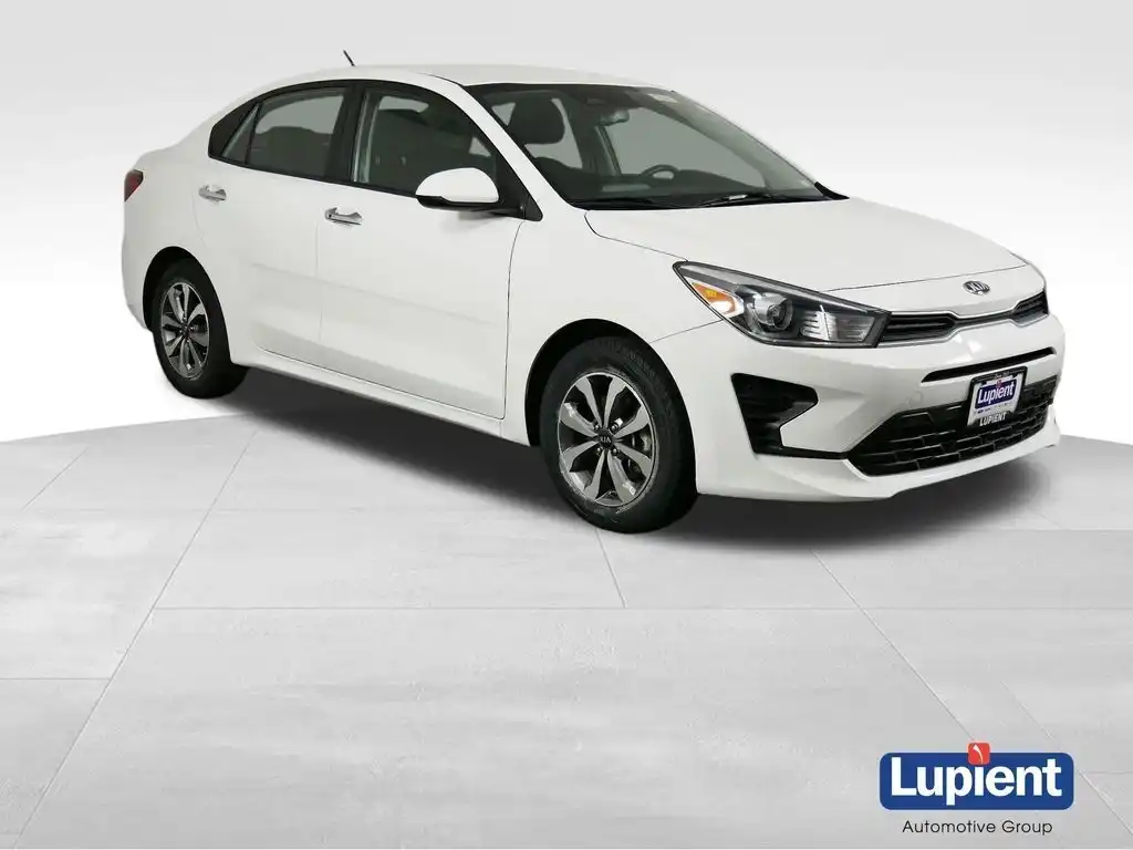 2021 Kia Rio S iVT's photo