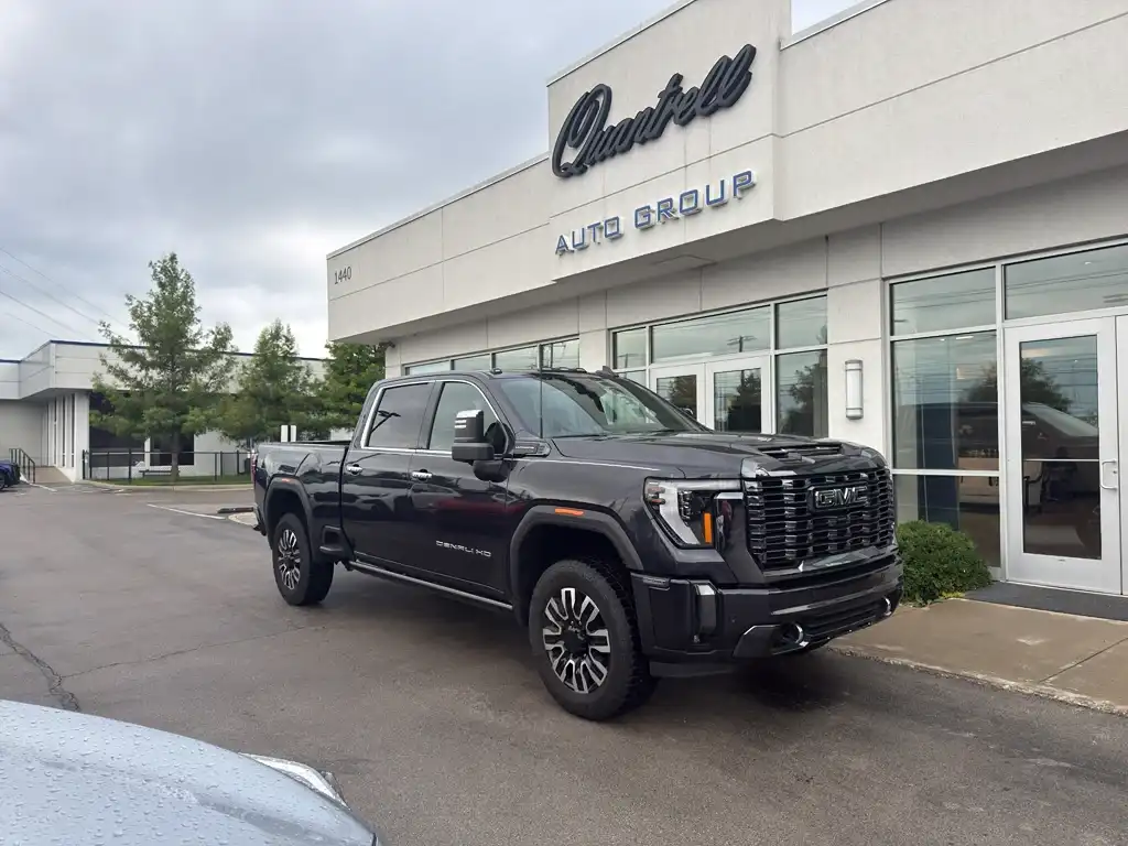 2024 GMC Sierra 4WD Crew Cab Long Box Denali Ultimate's photo