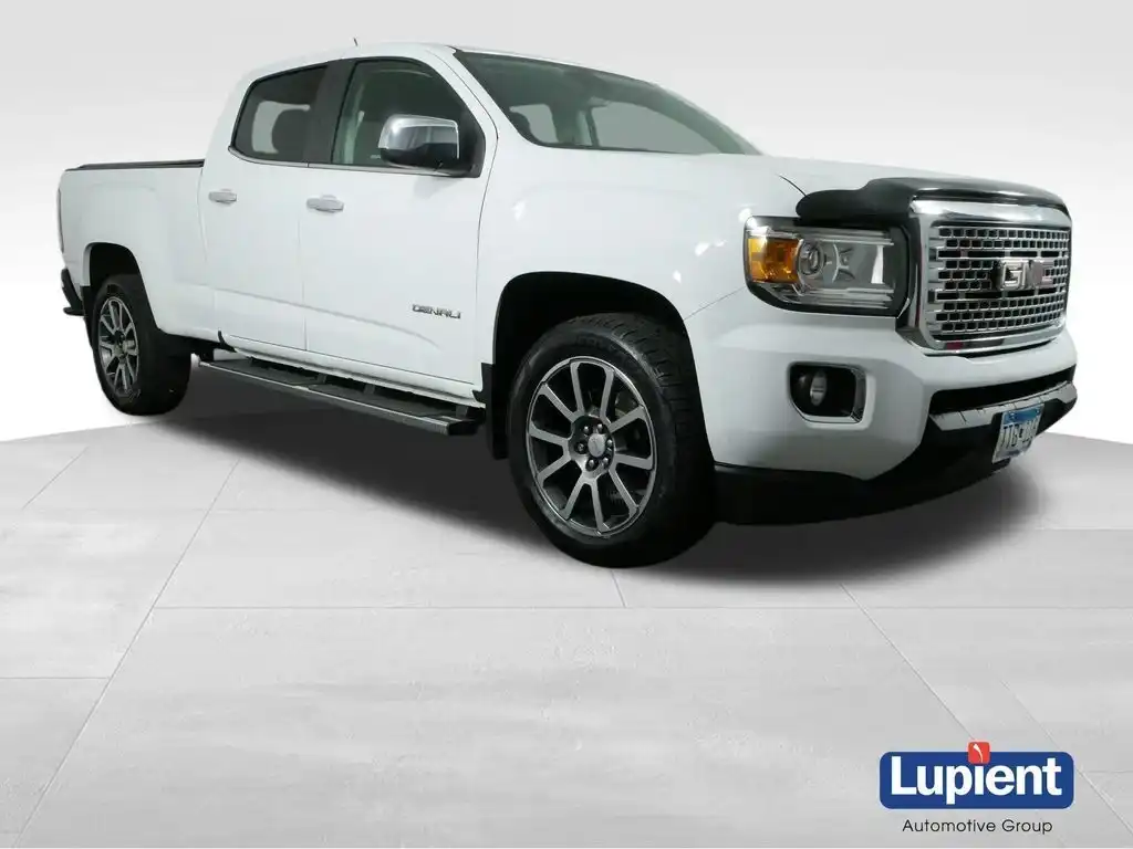 2018 GMC Canyon Denali 4WD Crew Cab Long Box's photo