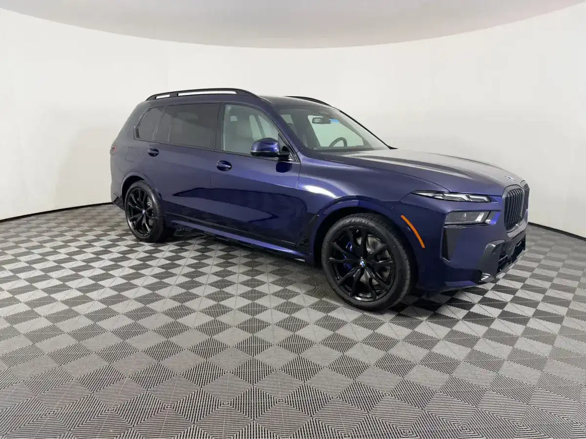2026 BMW X7 xDrive40i's photo