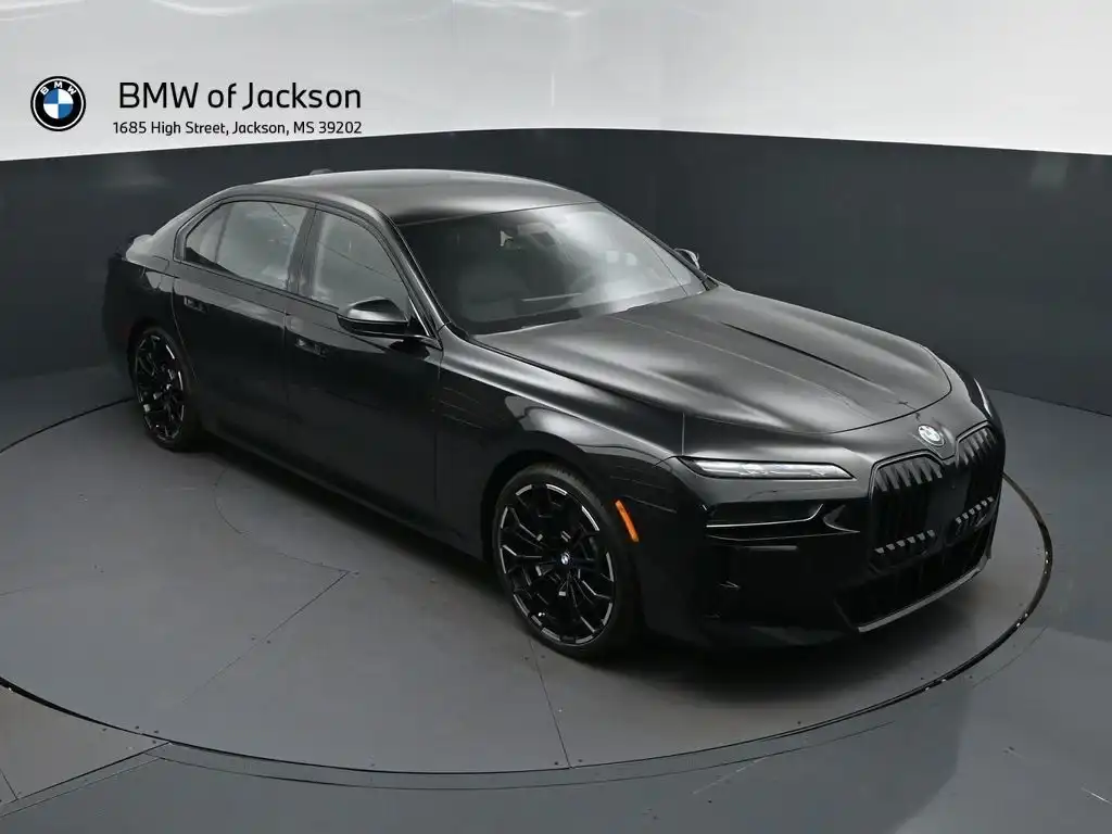 2026 BMW 7 Series 760i xDrive Sedan's photo