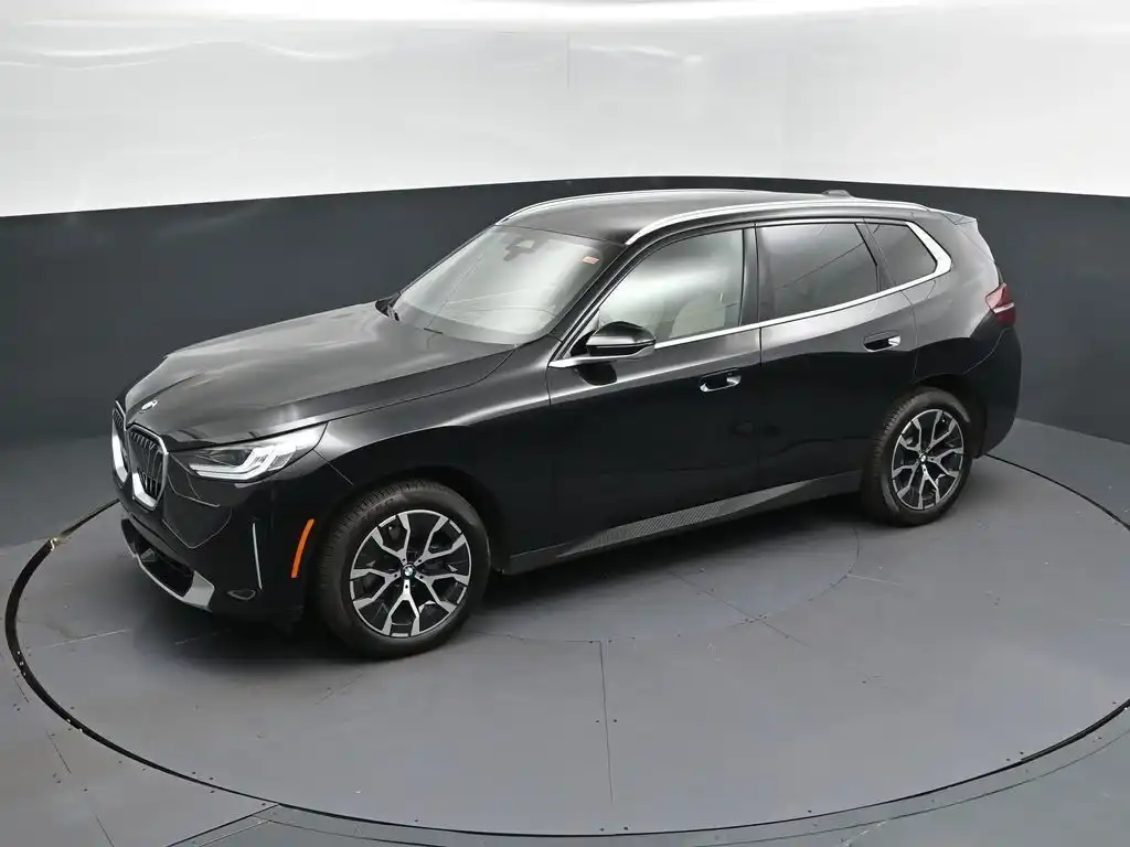 2026 BMW X3 30 XDRIVE's photo