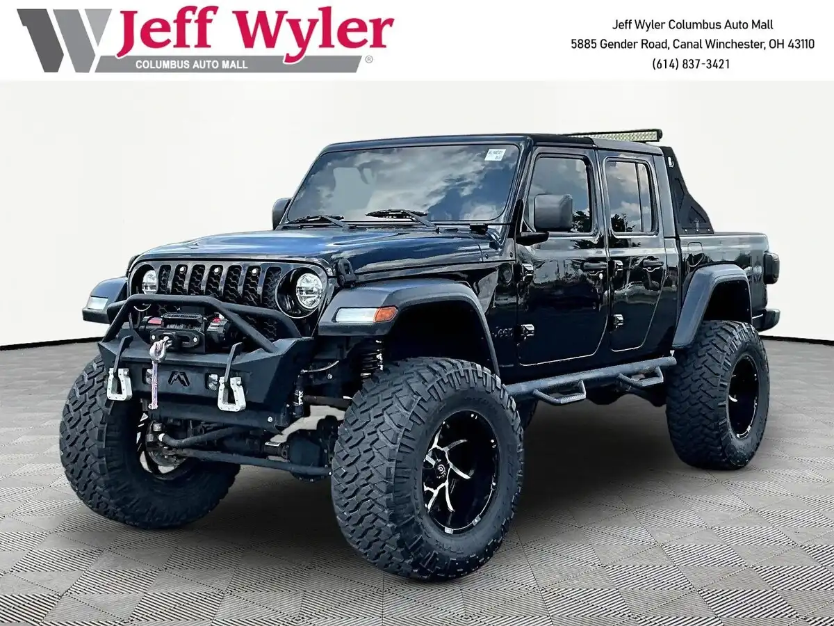 2020 Jeep Gladiator Sport S's photo