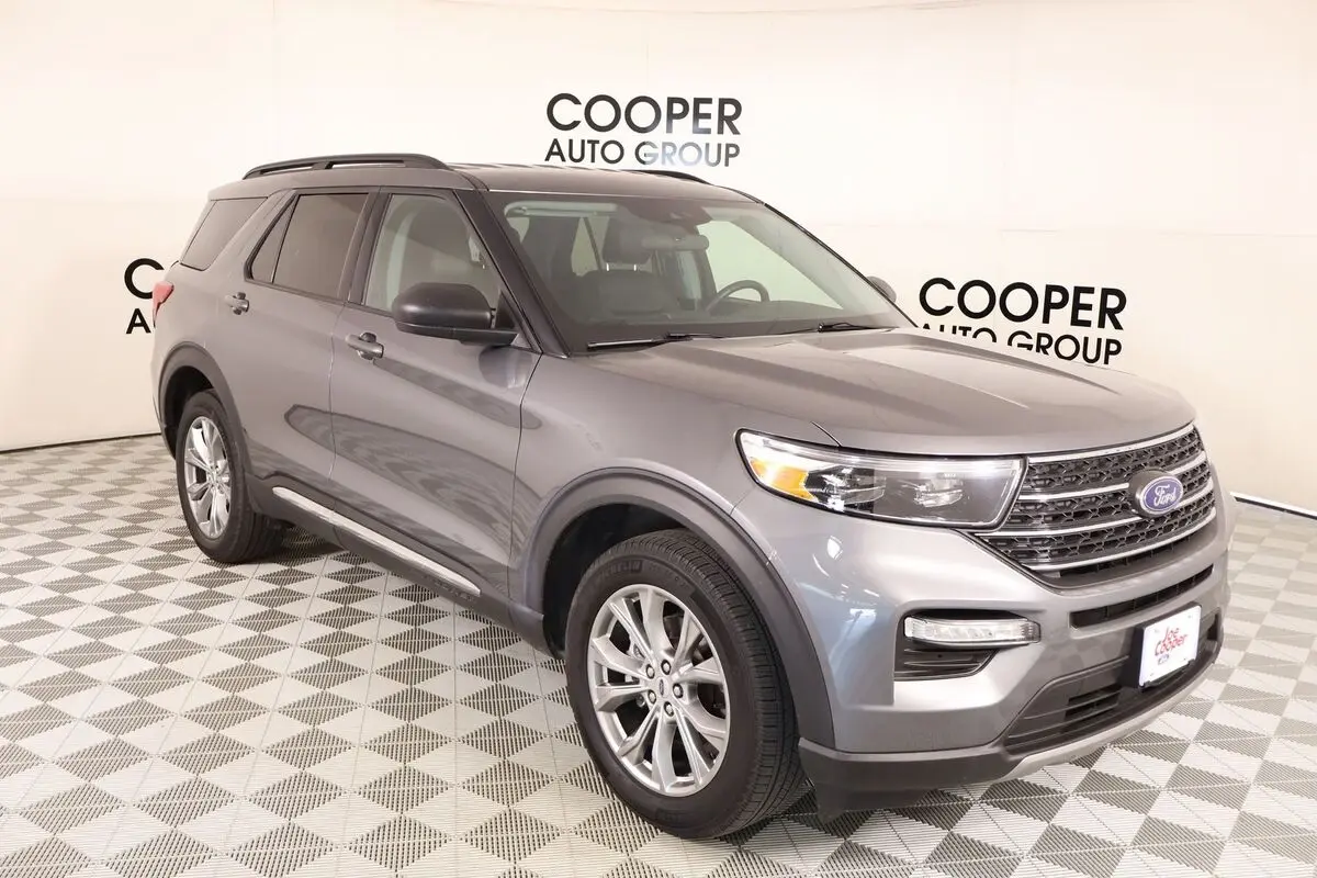 Vehicle Image 1