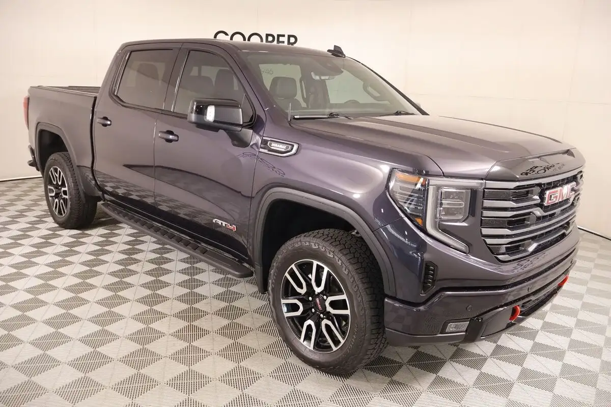 2025 GMC Sierra AT4 4WD Crew Cab Short Box's photo