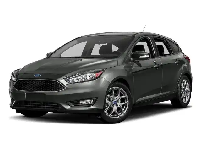 2017 Ford Focus SEL Hatchback 5-Door's photo