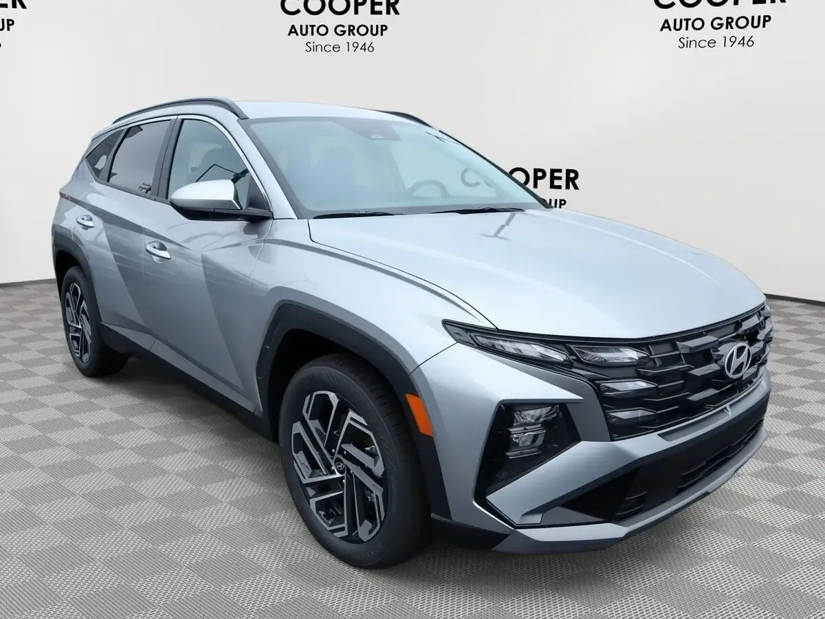 2026 Hyundai Tucson SEL Plus FWD photo 1