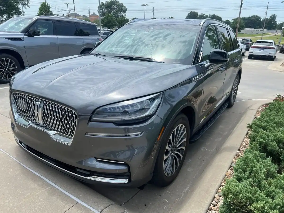 2023 Lincoln Aviator Reserve AWD's photo
