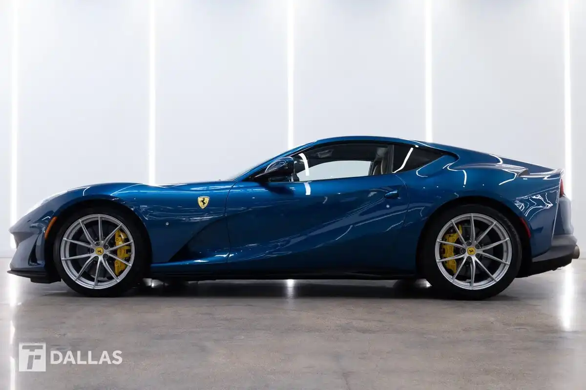 2018 Ferrari 812 Base's photo