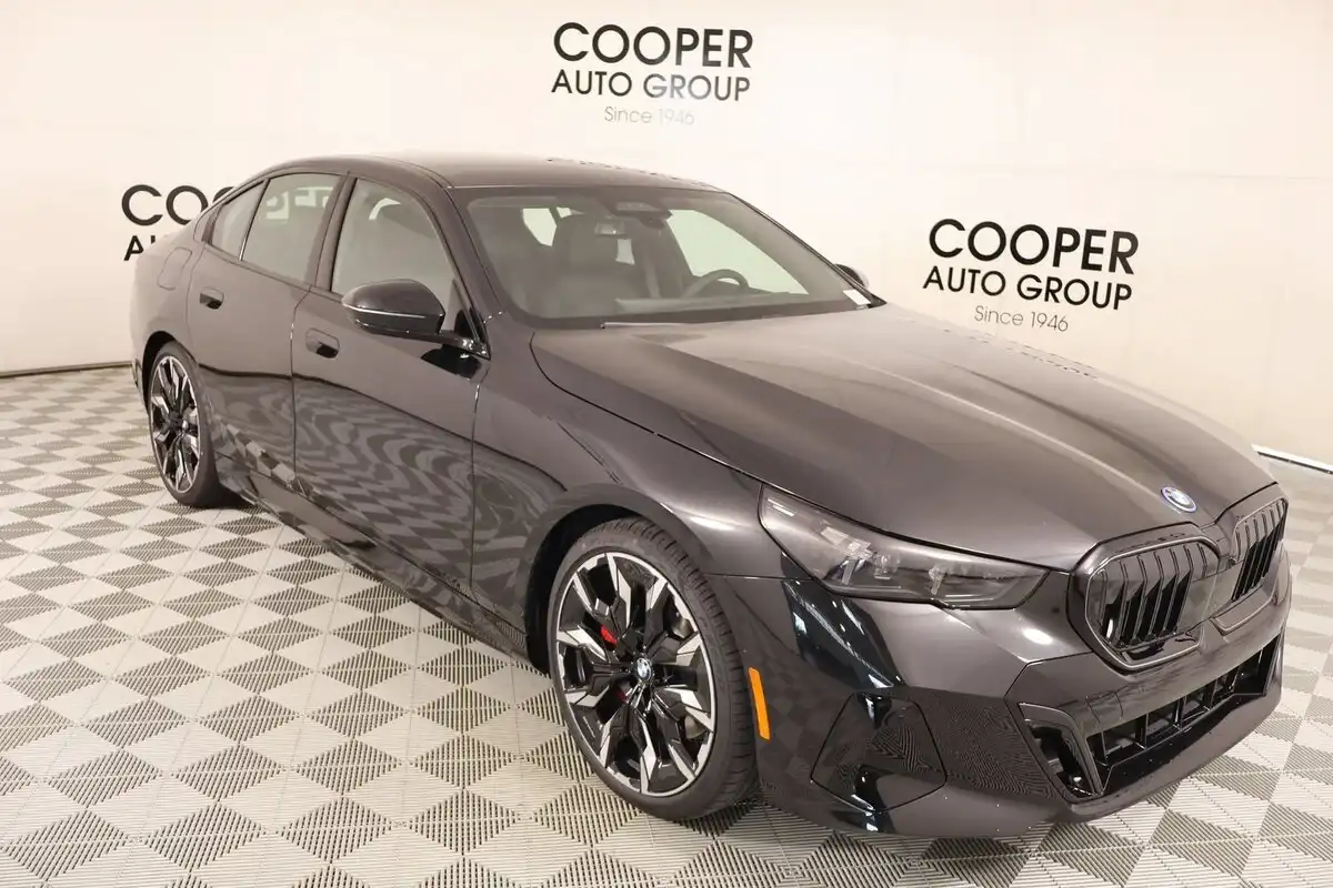 2027 BMW 5 Series 550e xDrive Sedan's photo