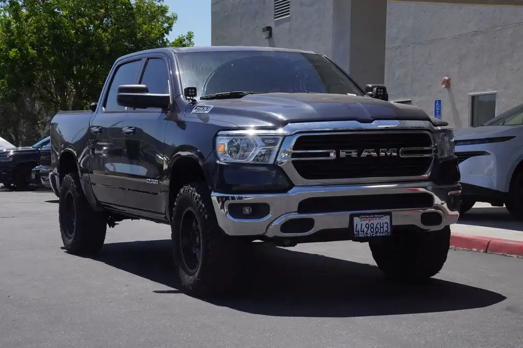 2019 RAM 1500 Big Horn/Lone Star Crew Cab 5'7's photo
