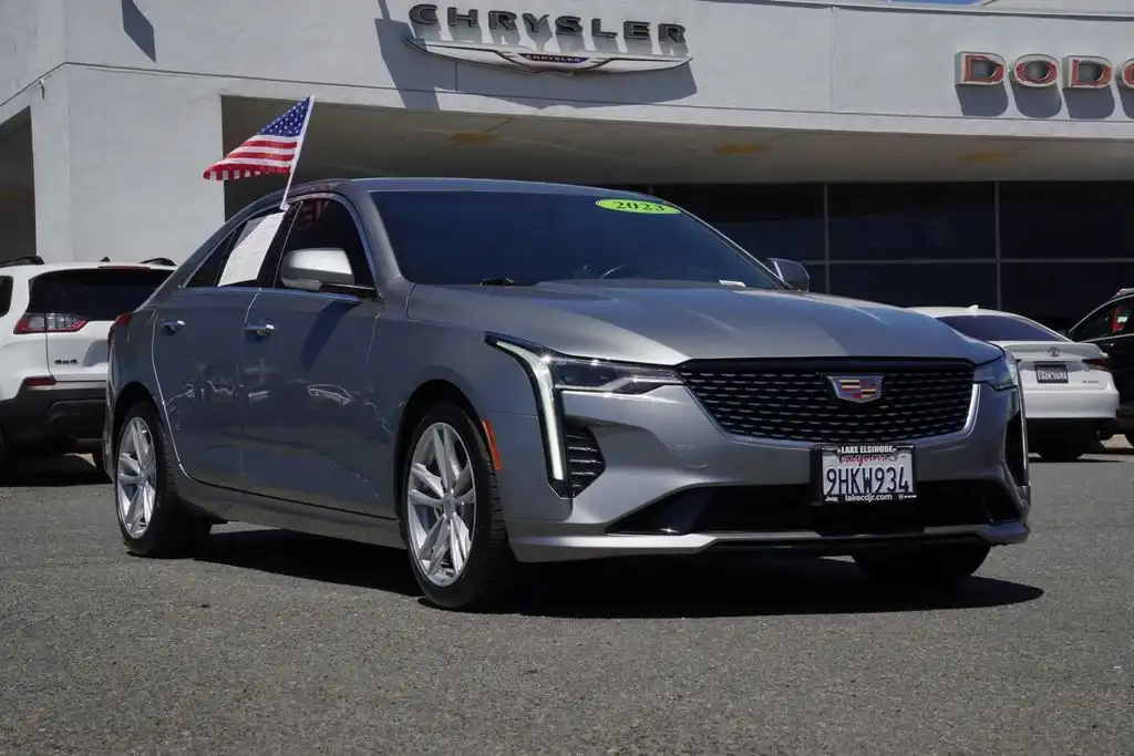 2023 Cadillac CT4 Luxury's photo