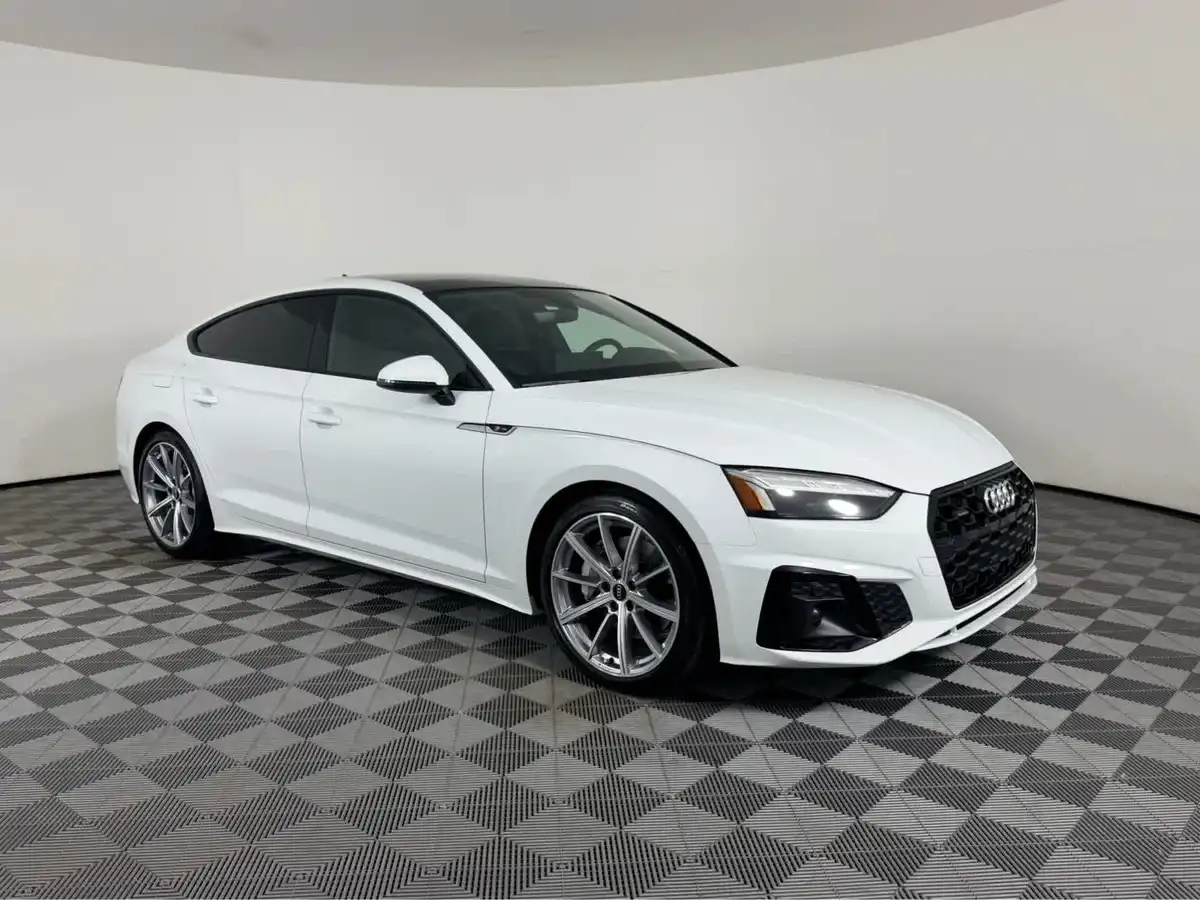 2025 Audi A5 Sportback 45 Premium quattro S tronic's photo