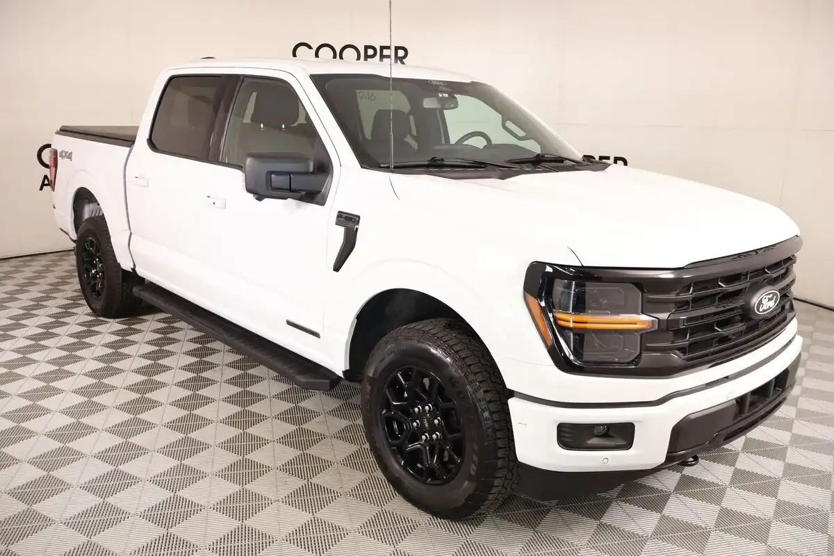 2024 Ford F-150 XLT 4WD SuperCrew 5-1/2' Box's photo