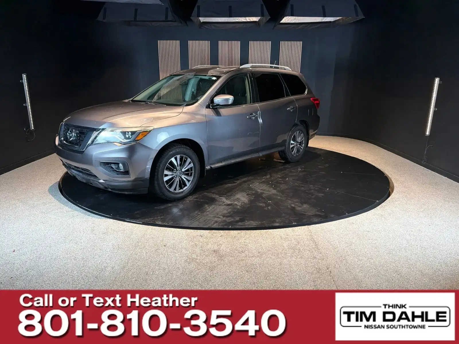 2017 Nissan Pathfinder SV 4WD's photo